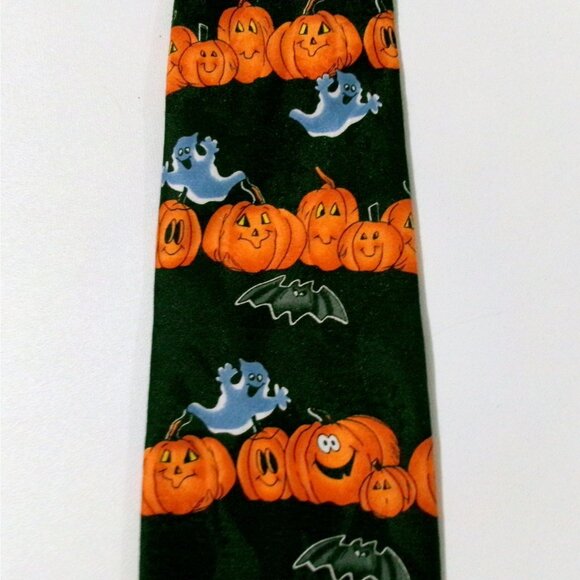 Vintage Hallmark Halloween Men's Tie Ghosts Pumpkins NovelTies Spooky Necktie - Picture 3 of 6